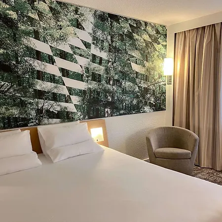 Novotel Bordeaux Merignac Exterior photo